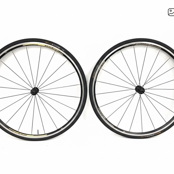 Mavic Other - Set of 2 Mavic Ksyrium Équipe 700 Bicycle Wheels W/Tires